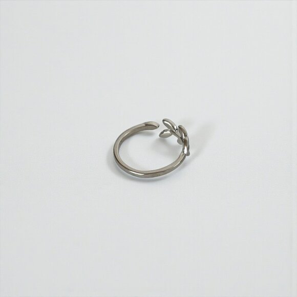 Adjustable Green Silver Toe Ring - Picture 7 of 7